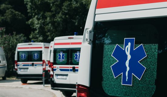 绥江救护车转运病人过路高速收费吗?